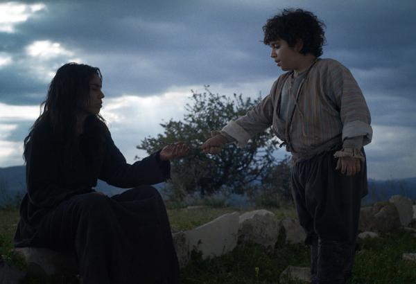 Margarita Zachariou and Sifis Katsoulakis in MOTHERWITCH_2